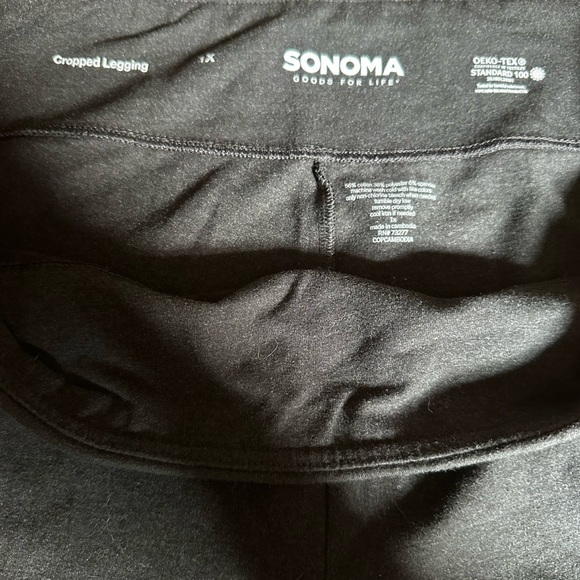 Sonoma Black Cropped Leggings - Picture 2 of 2